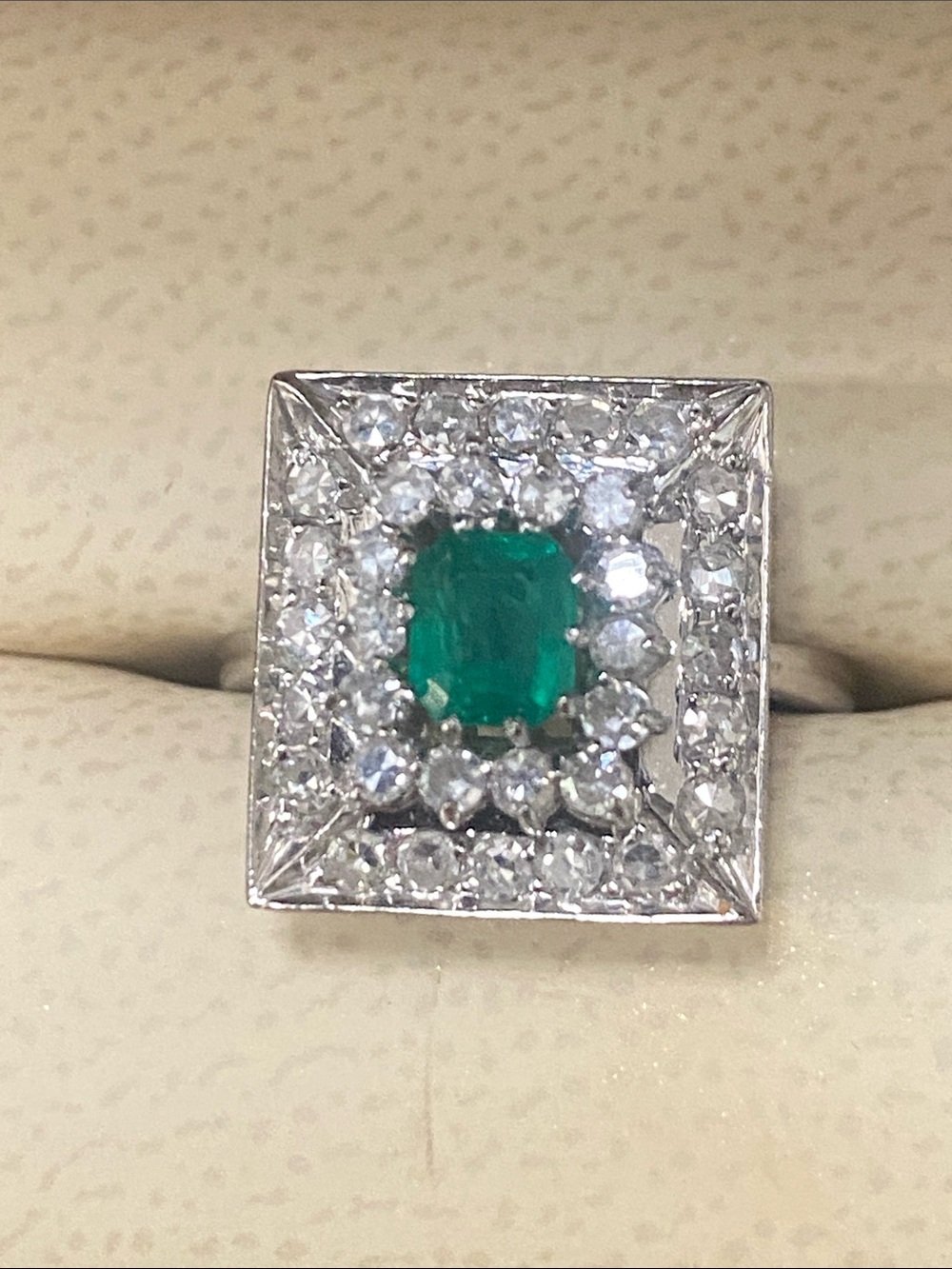 Platinum Vintage Ring with Natural Emerald and Natural Diamonds size 6